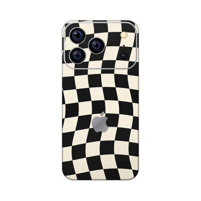 Pattern Play iPhone kaplama – cihaz üzerinde